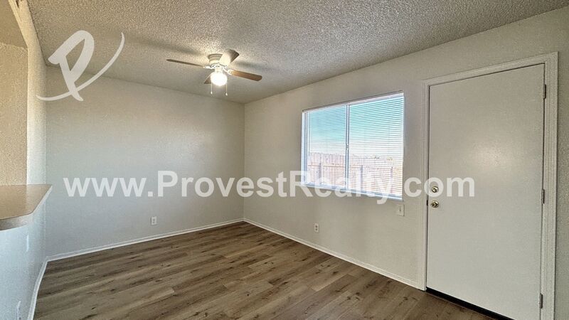 Spacious 3 Bed, 2 Bath Apple Valley Townhome!! property image