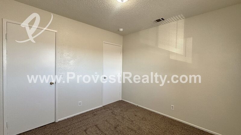 Spacious 3 Bed, 2 Bath Apple Valley Townhome!! property image