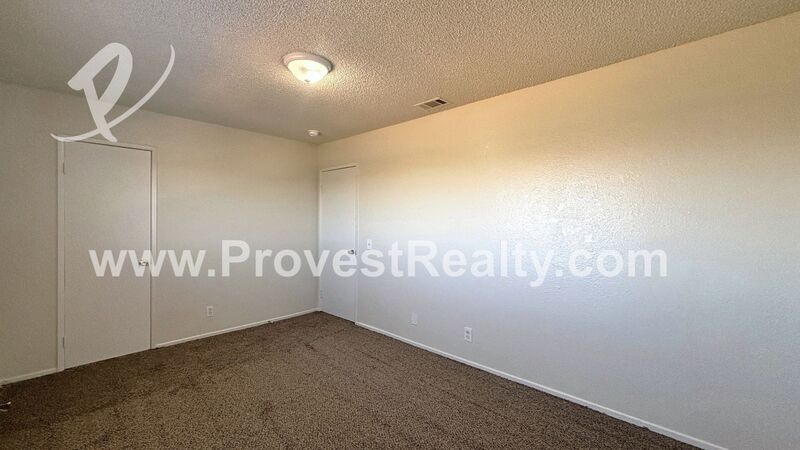Spacious 3 Bed, 2 Bath Apple Valley Townhome!! property image