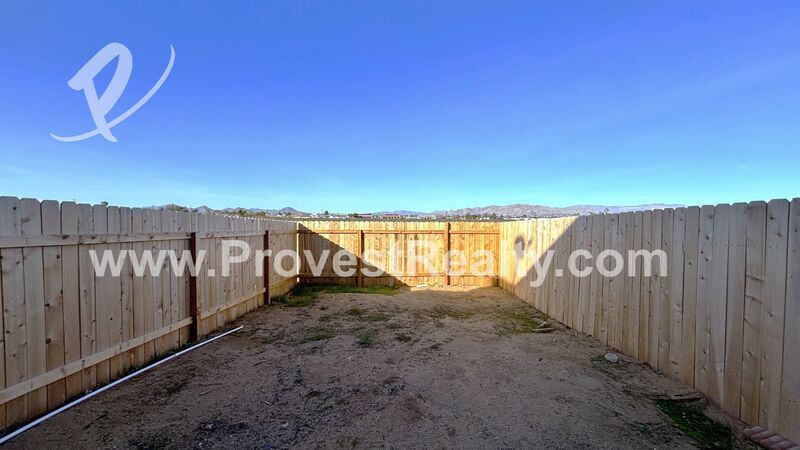 Spacious 3 Bed, 2 Bath Apple Valley Townhome!! property image