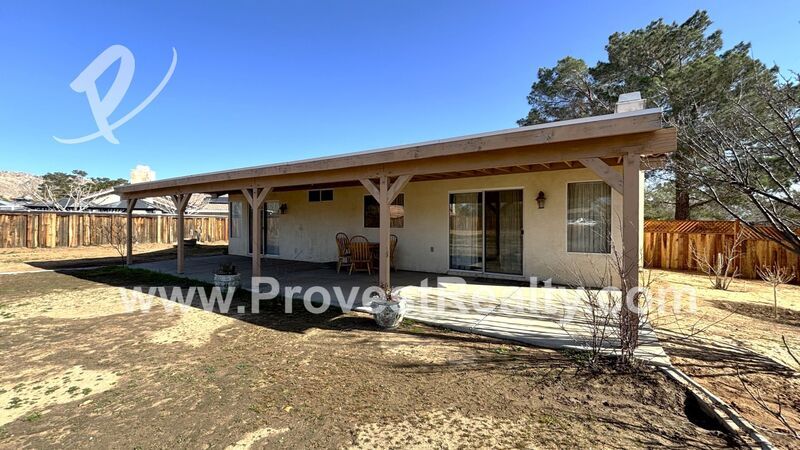 Beautiful 2 Bed, 2 Bath Apple Valley Home!! property image