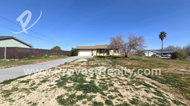 Cute and Cozy 2 Bed, 1 Bath Hesperia Home!! property image