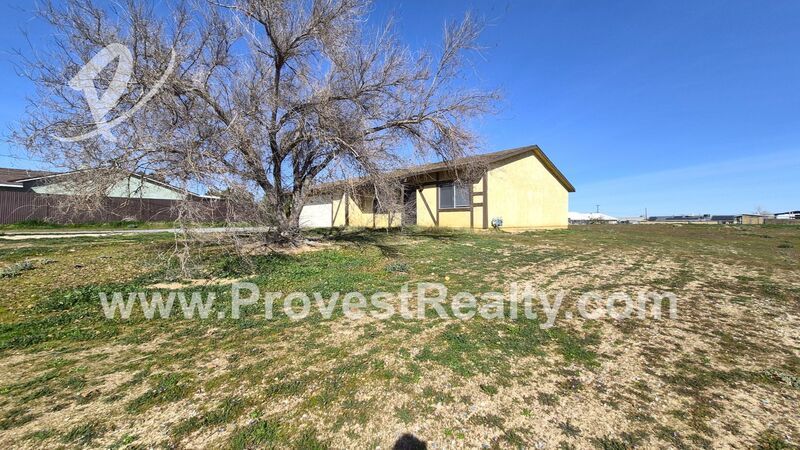 Cute and Cozy 2 Bed, 1 Bath Hesperia Home!! property image