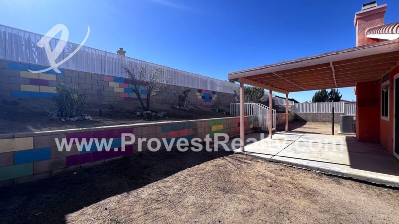 Bright and Inviting 4 Bedroom, 2 Bathroom Adelanto Home!! property image