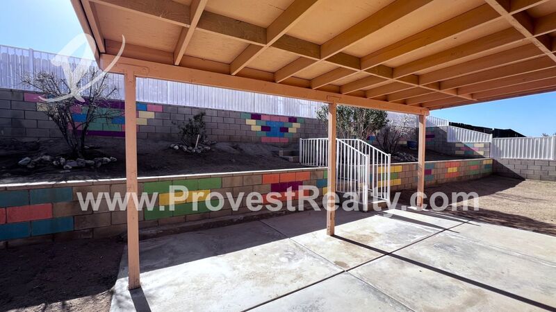 Bright and Inviting 4 Bedroom, 2 Bathroom Adelanto Home!! property image