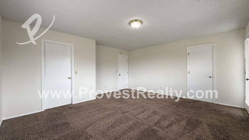 3 Bed, 2 Bath Apple Valley Home!! property image