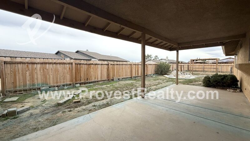 3 Bed, 2 Bath Apple Valley Home!! property image