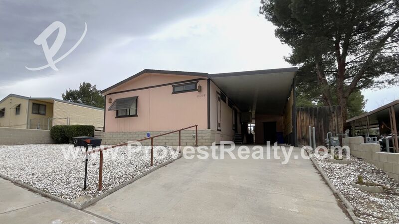 Cozy 2 Bedroom, 2 Bathroom Victorville Home with a Golf Course View!!! property image