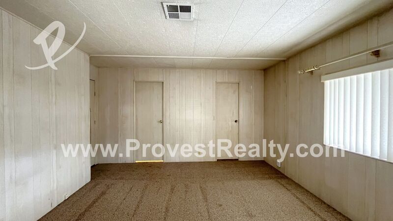 Cozy 2 Bedroom, 2 Bathroom Victorville Home with a Golf Course View!!! property image