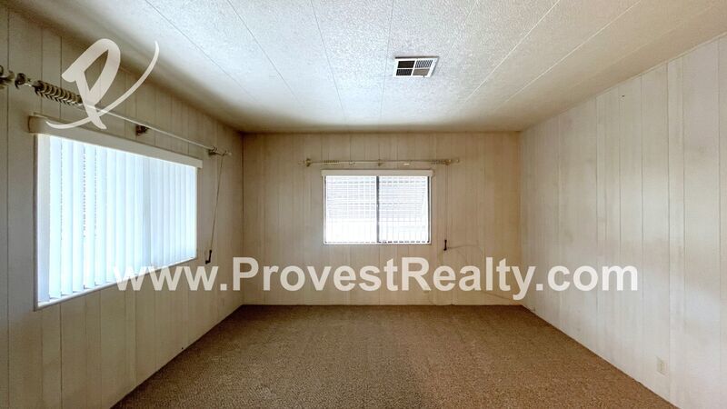 Cozy 2 Bedroom, 2 Bathroom Victorville Home with a Golf Course View!!! property image
