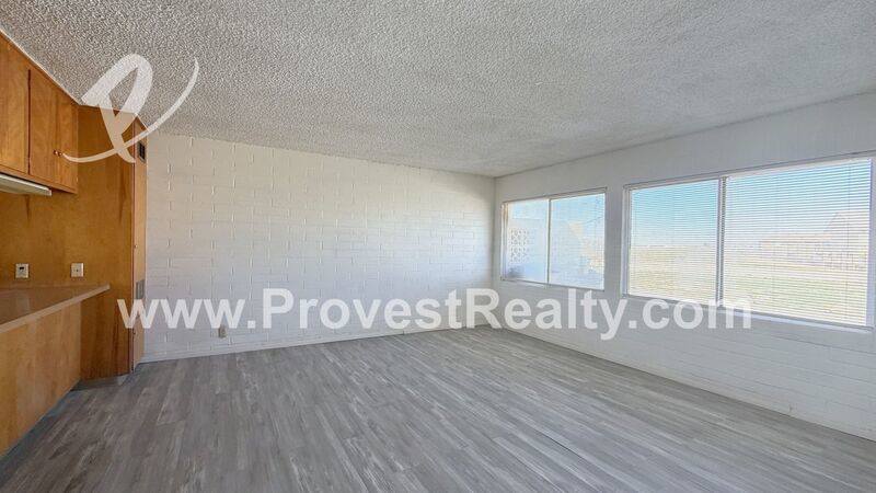 2 Bed, 1 Bath Apple Valley Apartment!!! property image