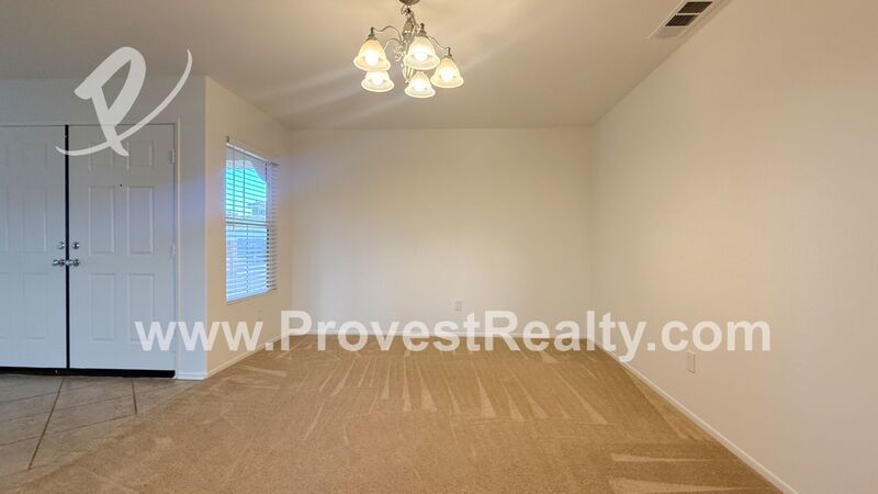 Beautiful 4 Bed, 2.5 Bath Oak Hills Home! property image