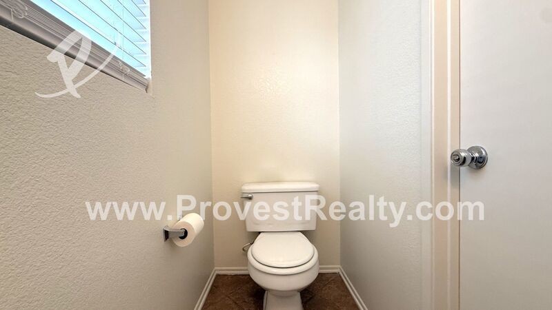 Beautiful 4 Bed, 2.5 Bath Oak Hills Home! property image