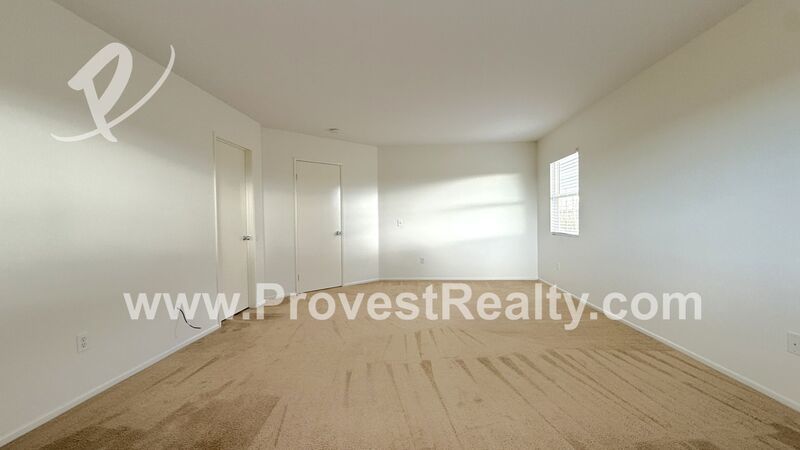 Beautiful 4 Bed, 2.5 Bath Oak Hills Home! property image