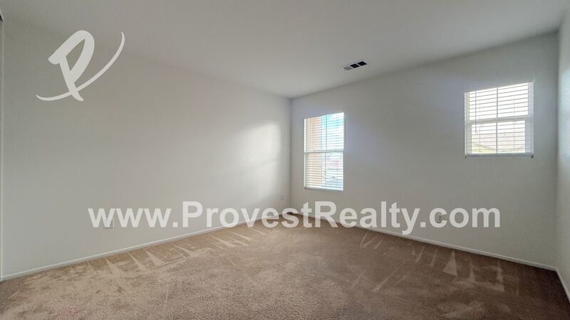 Beautiful 4 Bed, 2.5 Bath Oak Hills Home! property image