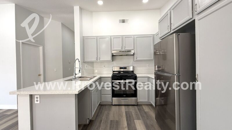 Beautiful 3 Bedroom, 2 Bathroom Home In Victorville! property image