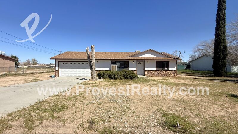 Charming 3 Bedroom, 2 Bathroom Hesperia Home!!! property image