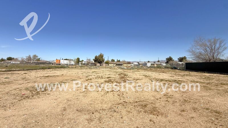 Charming 3 Bedroom, 2 Bathroom Hesperia Home!!! property image