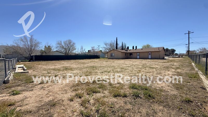Charming 3 Bedroom, 2 Bathroom Hesperia Home!!! property image