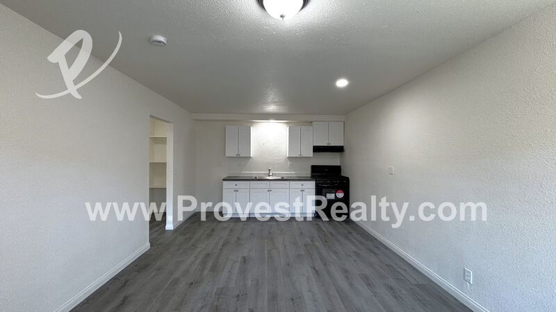 Freshly Modernized 1-Bed, 1-Bath Apartment in Adelanto!! property image