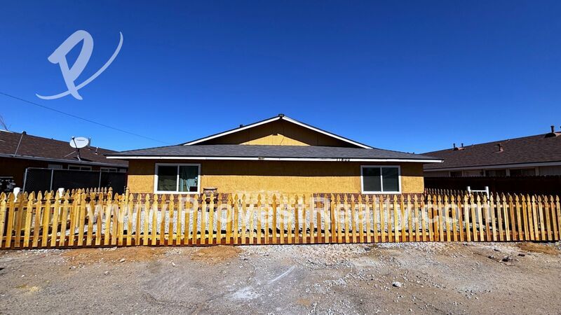 Freshly Modernized 1-Bed, 1-Bath Apartment in Adelanto!! property image