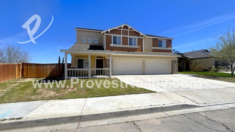 Amazing 7 Bed, 4.5 Bath Victorville Home with Loft!!! property image