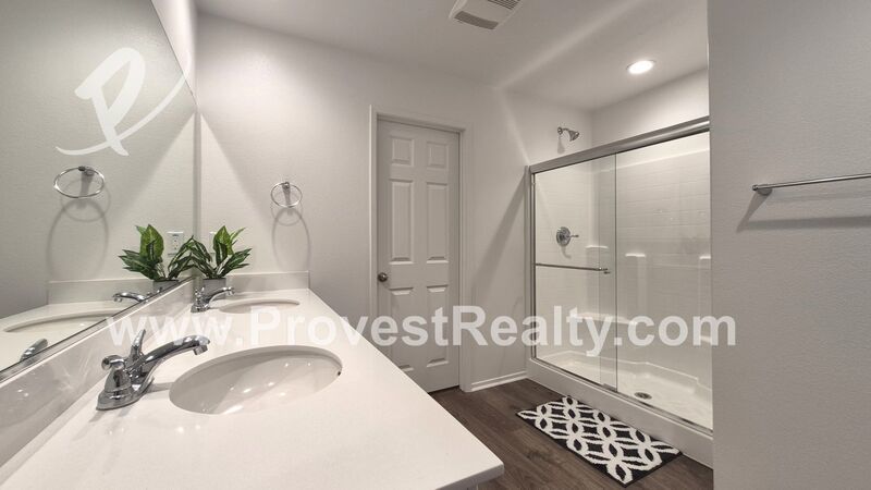 Beautiful 4 Bedroom, 3 Bathroom Victorville Home with SOLAR!! property image