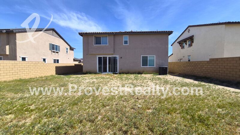 Beautiful 4 Bedroom, 3 Bathroom Victorville Home with SOLAR!! property image