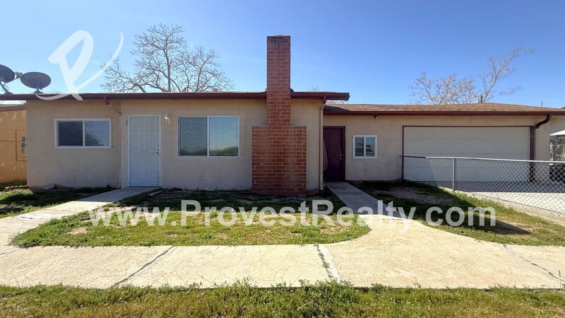 Charming 2 Bedroom, 1 Bathroom Hesperia Home w/ Bonus Room!!! property image