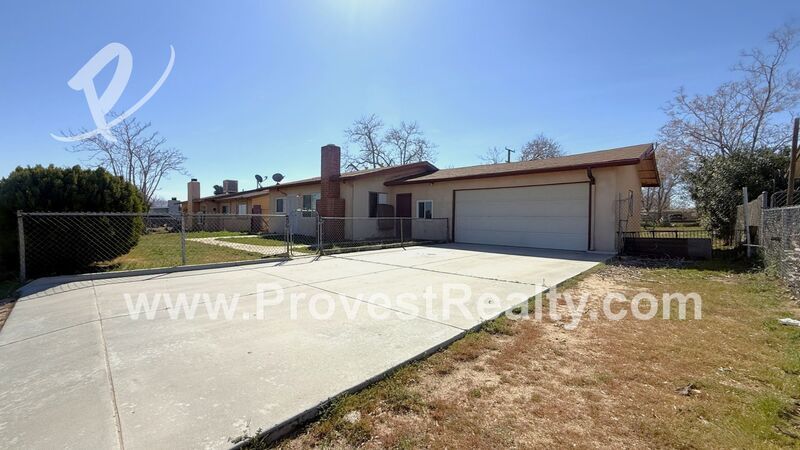 Charming 2 Bedroom, 1 Bathroom Hesperia Home w/ Bonus Room!!! property image