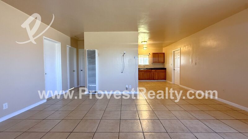 Charming 2 Bedroom, 1 Bathroom Hesperia Home w/ Bonus Room!!! property image