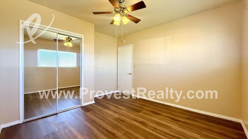 Charming 2 Bedroom, 1 Bathroom Hesperia Home w/ Bonus Room!!! property image