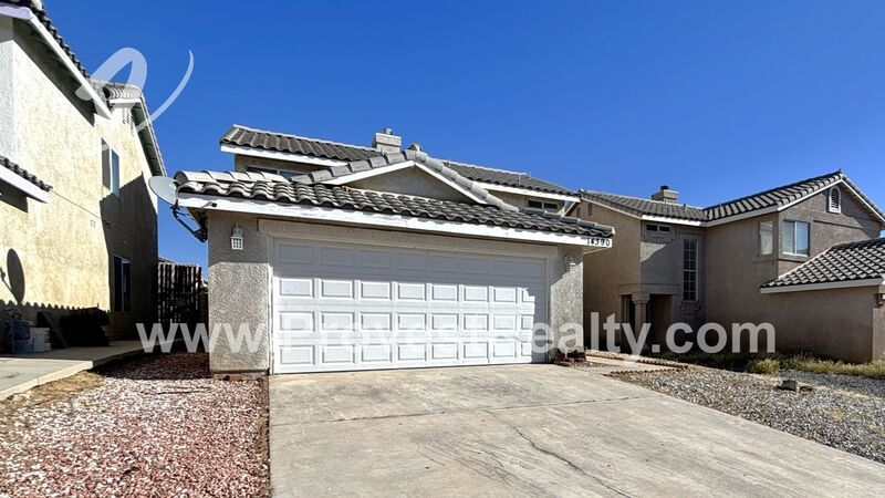Cozy 3 Bed, 2.5 Bath Victorville Home!!! property image