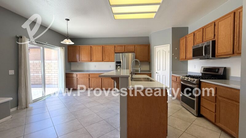 Spacious 2-Story, 5 Bed, 4 Bath Victorville Home w/ SOLAR!!! property image