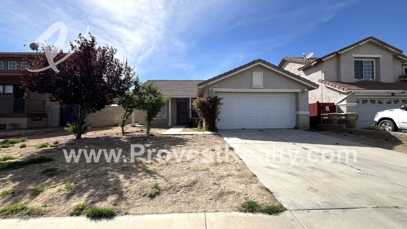 3 Bed, 2 Bath Single Story Oak Hills Home!!! property image