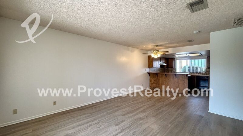 Spacious 2 Bed, 2 Bath Apple Valley Apartment!! property image