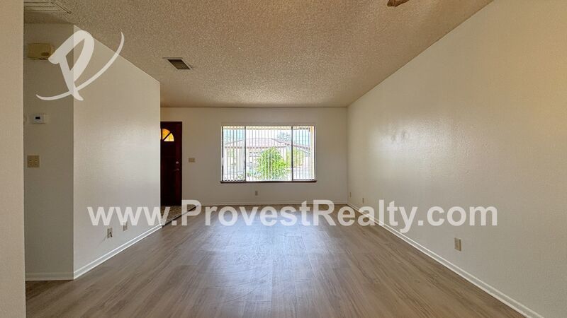 Spacious 2 Bed, 2 Bath Apple Valley Apartment!! property image