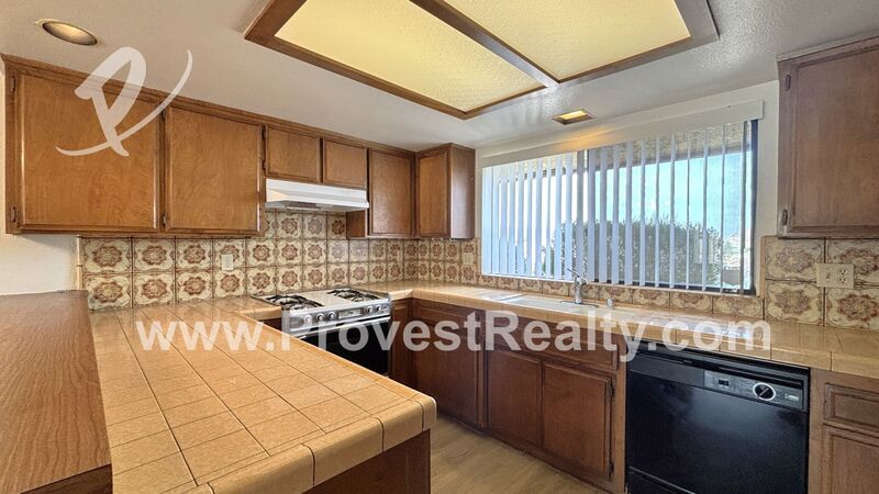 Spacious 2 Bed, 2 Bath Apple Valley Apartment!! property image