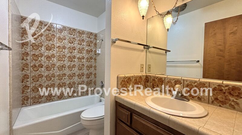 Spacious 2 Bed, 2 Bath Apple Valley Apartment!! property image