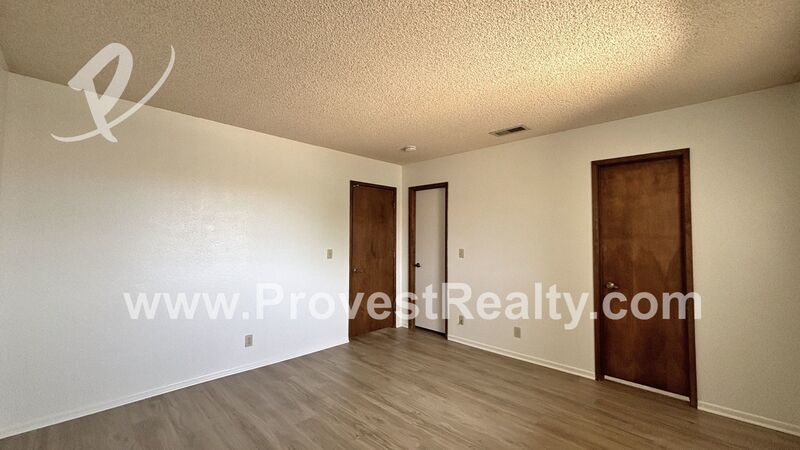 Spacious 2 Bed, 2 Bath Apple Valley Apartment!! property image