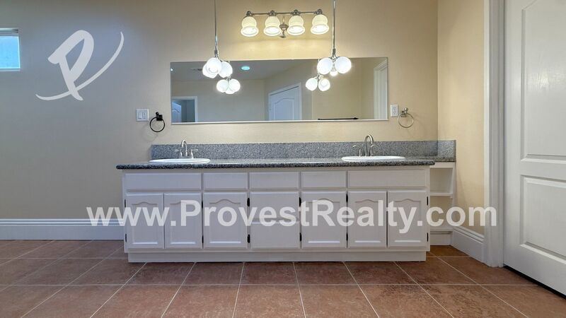 Spacious 4 Bed, 3 Bath Hesperia Home!!! property image