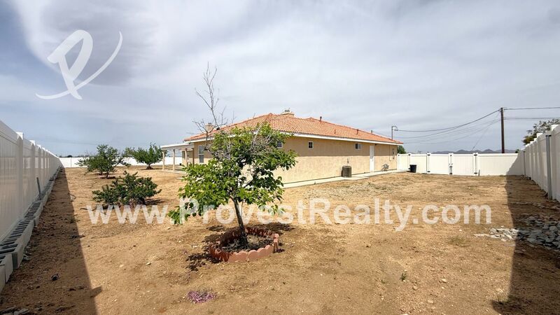 Spacious 4 Bed, 3 Bath Hesperia Home!!! property image