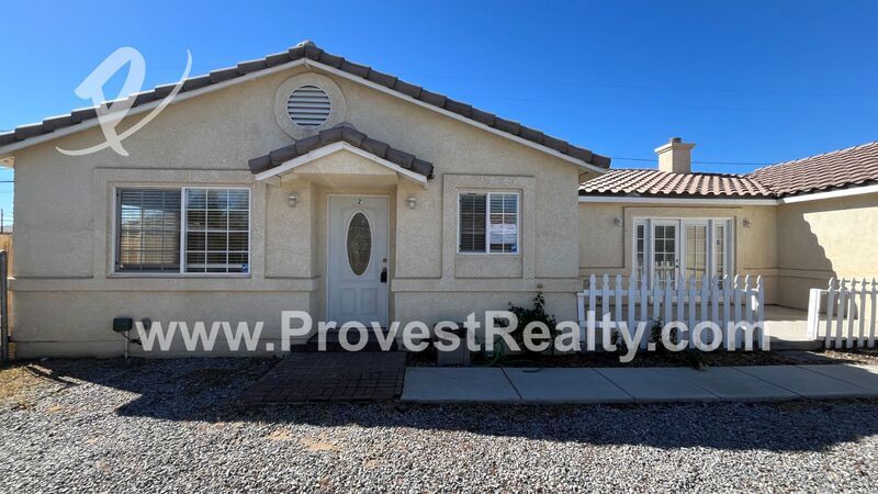 3 Bed, 3 Bath Hesperia Home!! property image