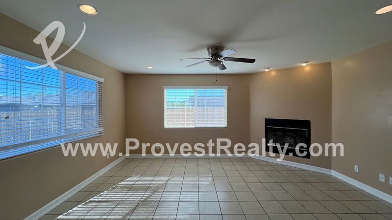 3 Bed, 3 Bath Hesperia Home!! property image