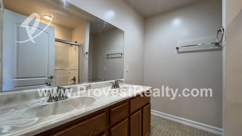3 Bed, 3 Bath Hesperia Home!! property image