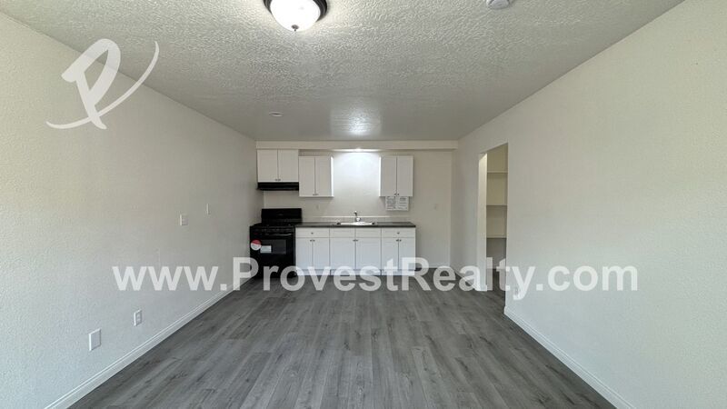 Freshly Modernized 1-Bed, 1-Bath Apartment in Adelanto!! property image