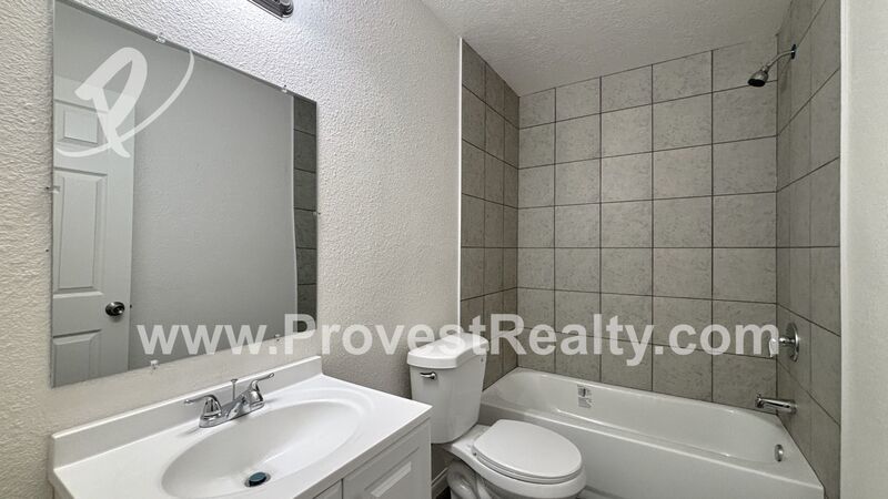Freshly Modernized 1-Bed, 1-Bath Apartment in Adelanto!! property image