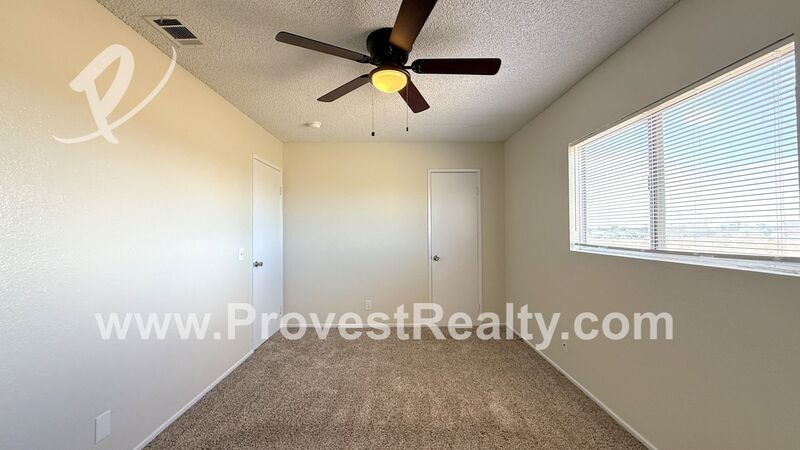 Spacious 3 Bed, 2 Bath Apple Valley Townhome!! property image