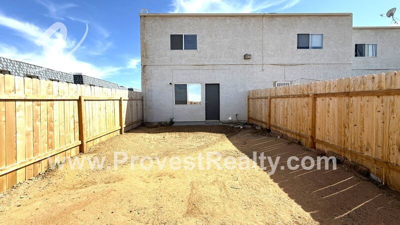 Spacious 3 Bed, 2 Bath Apple Valley Townhome!! property image