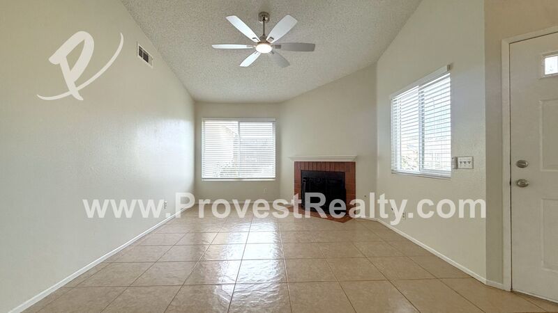 Charming 3 Bedroom, 2 Bathroom Hesperia Home!!! property image